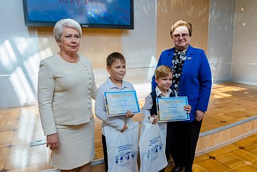 Урал объединяет регионы и государства